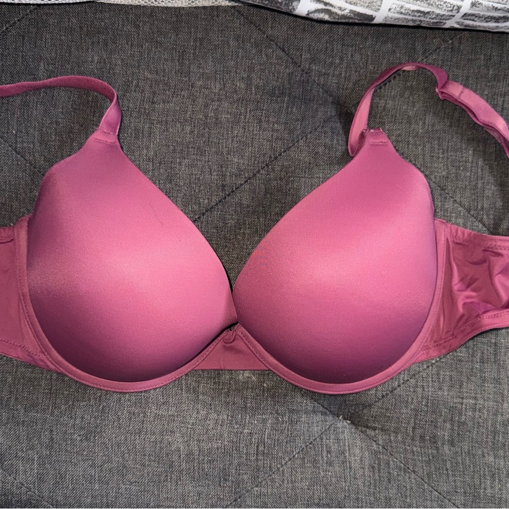 Victoria's Secret Fuchsia Bra